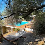 וילה Paomia *