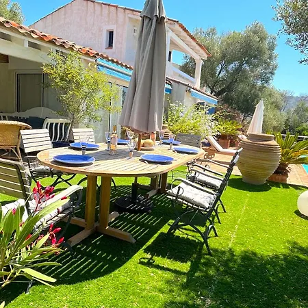 Villa Paomia *