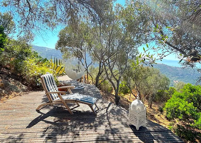 Paomia Villa Cargese