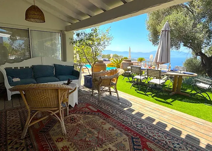 Villa Paomia Cargese